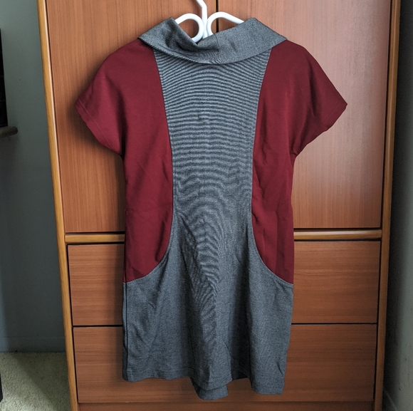 Maroon/grey cowl neck dress with belt - Picture 4 of 7